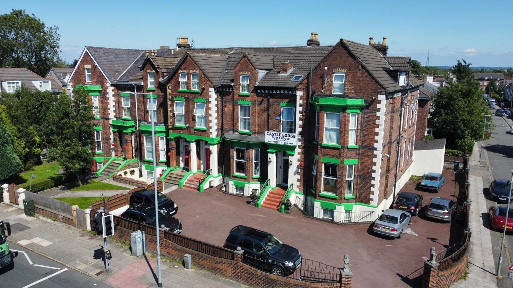 Castle Lodge Guest House 86-88 Sheil Rd L6 3Af 리버풀 외부 사진